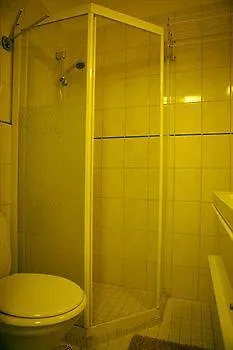 Experience Living Apartment *