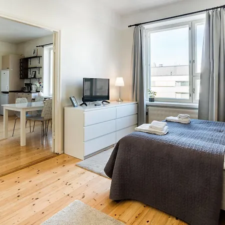 Experience Living Apartment *